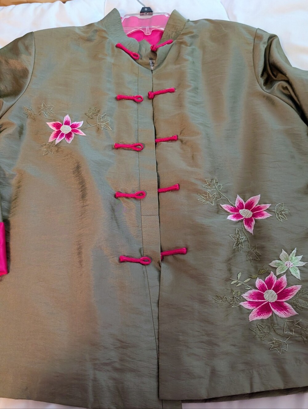 Vintage Women's Chinese Jacket With Embroidery NWOT